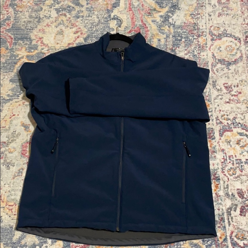 Navy Blue thermal Solaris jacket with pockets
